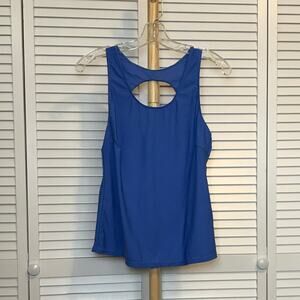 Scoop Neck Keyhole Back Stretch Activewear Tank Top